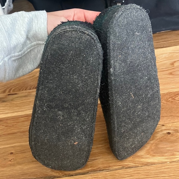 EUC Women's Green & Black Plaid Birkenstock Closed Toed Slide Clogs Size 38 - Picture 11 of 11